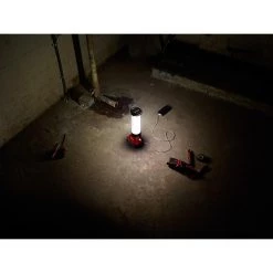 Milwaukee 2363-20-M18™ LED Lantern/Flood Light 31 Milwaukee 2363-20-M18™ LED Lantern/Flood Light