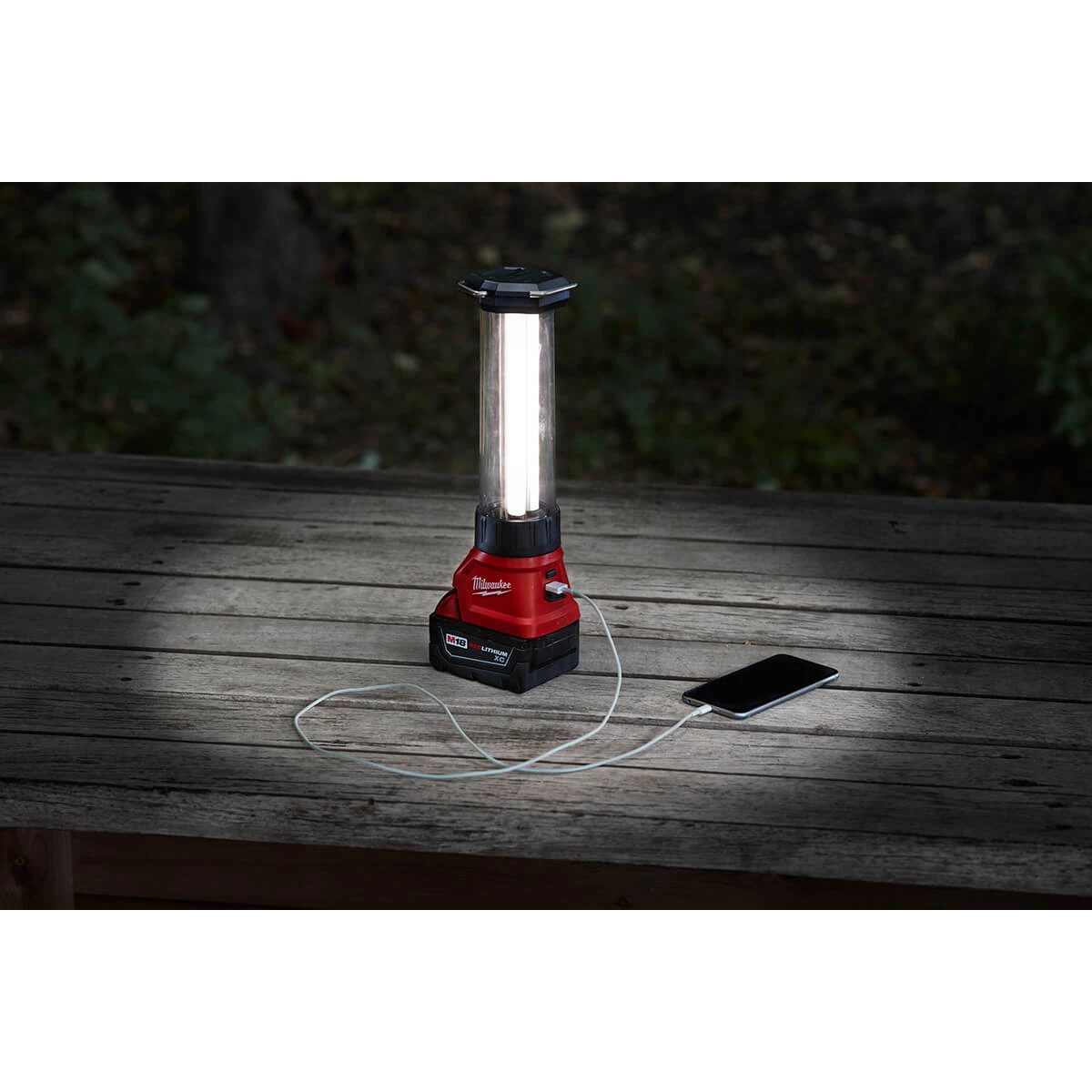 Milwaukee 2363-20-M18™ LED Lantern/Flood Light 20 Milwaukee 2363-20-M18™ LED Lantern/Flood Light