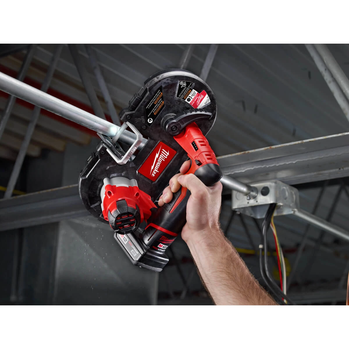 POWER TOOLS Milwaukee 2429-21XC - M12 ™ Cordless Sub-Compact Band Saw Kit 8 POWER TOOLS Milwaukee 2429-21XC - M12 ™ Cordless Sub-Compact Band Saw Kit