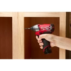 POWER TOOLS Milwaukee 2453-22 - M12 Fuel Impact Driver Kit