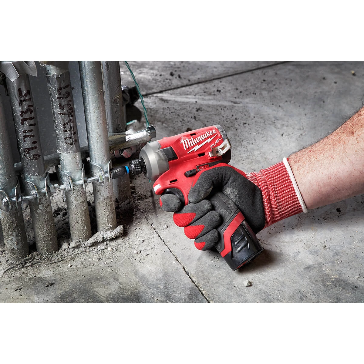Milwaukee 2551-22 - M12 FUEL™ SURGE™ 1/4" Hex Hydraulic Driver 2 Battery Kit POWER TOOLS 15 Milwaukee 2551-22 - M12 FUEL™ SURGE™ 1/4" Hex Hydraulic Driver 2 Battery Kit POWER TOOLS