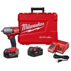 POWER TOOLS Milwaukee 2852-22 - M18 Fuel 3/8" Drive Mid-Torque Impact Kit