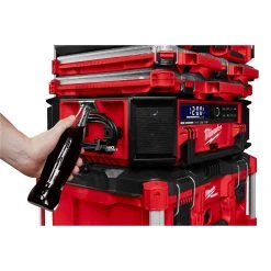 SALE Milwaukee 2950-20 - M18™ PACKOUT™ Radio + Charger 47 SALE Milwaukee 2950-20 - M18™ PACKOUT™ Radio + Charger