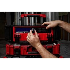 SALE Milwaukee 2950-20 - M18™ PACKOUT™ Radio + Charger 60 SALE Milwaukee 2950-20 - M18™ PACKOUT™ Radio + Charger