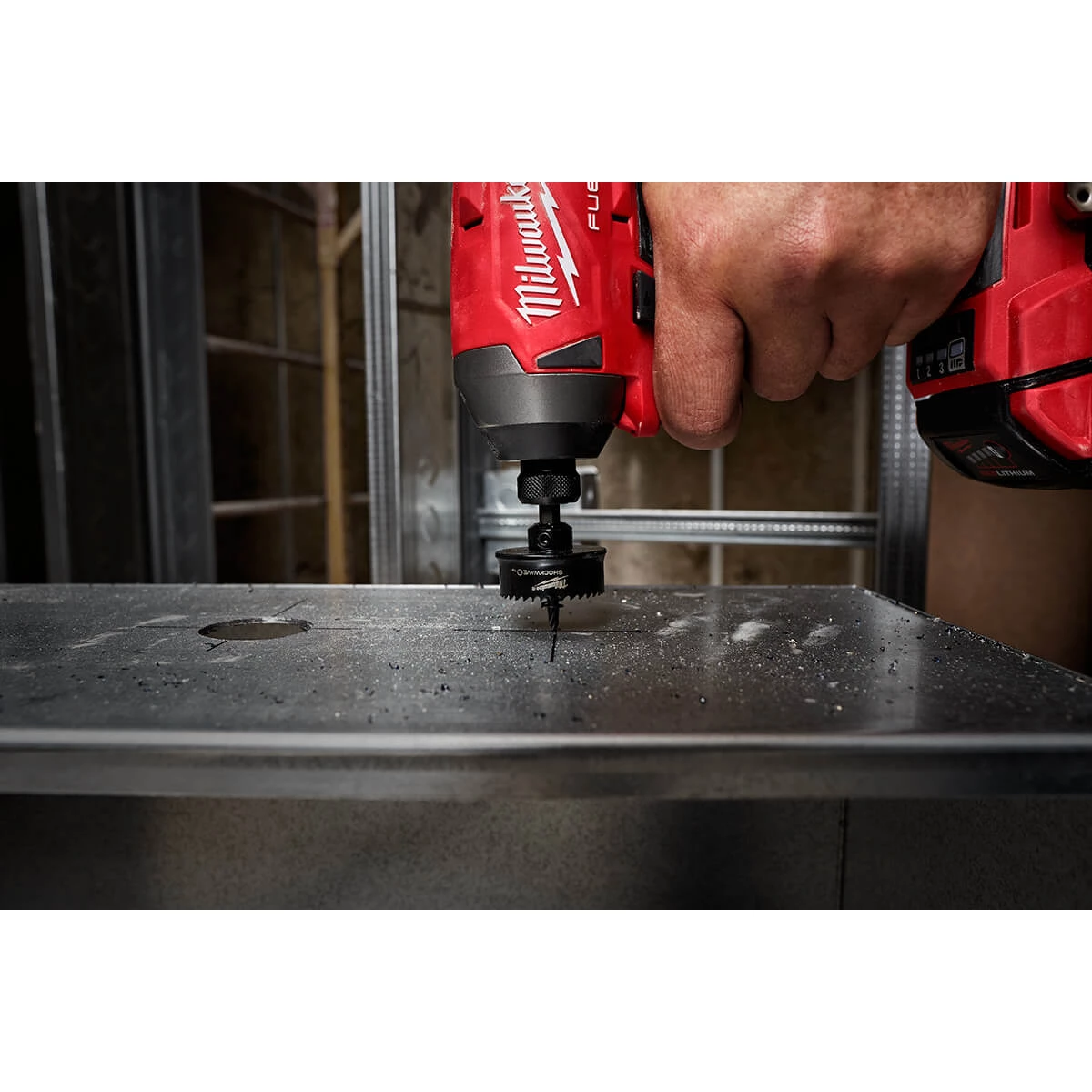 DRIVING AND FASTENING ACCESSORIES Milwaukee 49-56-9830 - SHOCKWAVE™ Impact Hole Saws 5 DRIVING AND FASTENING ACCESSORIES Milwaukee 49-56-9830 - SHOCKWAVE™ Impact Hole Saws