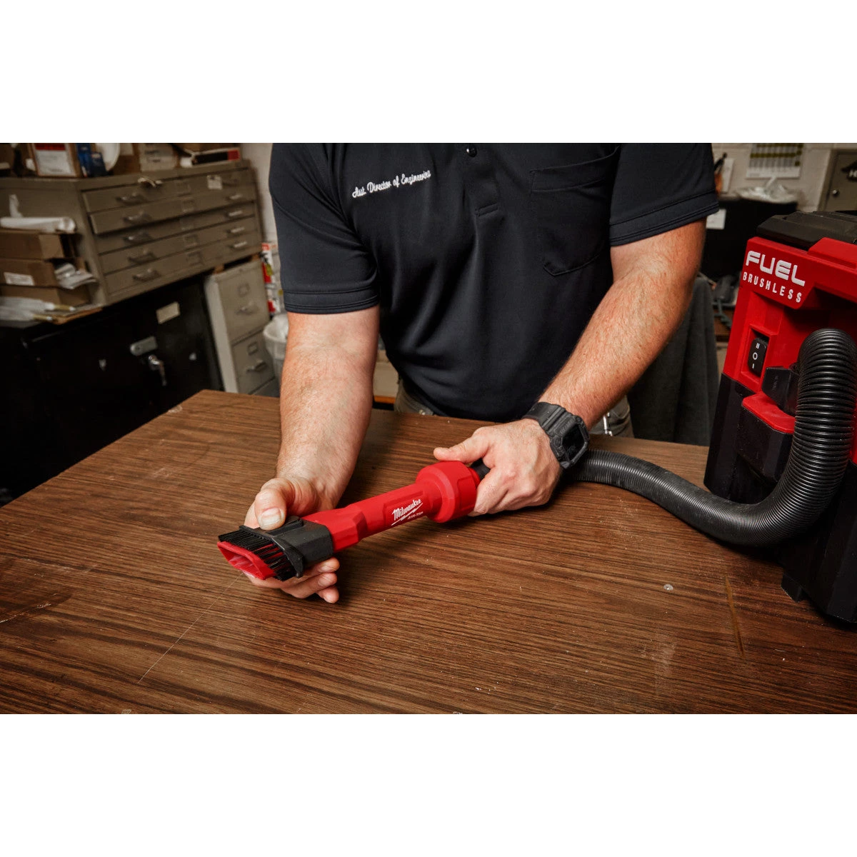 Milwaukee 49-90-2028 - AIR-TIP™ 2-in-1 Utility Brush Tool 7 Milwaukee 49-90-2028 - AIR-TIP™ 2-in-1 Utility Brush Tool