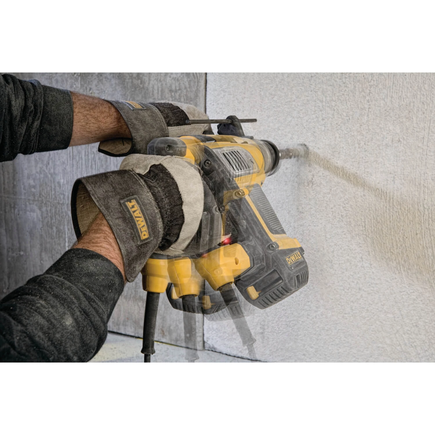 Dewalt D25416K- 1-1/8" SDS+ Rotary Hammer W/ E-CLUTCH™ 6 Dewalt D25416K- 1-1/8" SDS+ Rotary Hammer W/ E-CLUTCH™