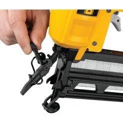 POWER TOOLS Dewalt D51257K - 16 GAUGE 1" - 2-1/2" FINISH NAILER 17 POWER TOOLS Dewalt D51257K - 16 GAUGE 1