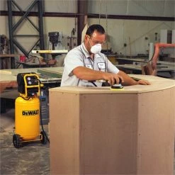 Dewalt D55168 - 1.6 HP Continuous, 200 PSI, 15 Gallon Workshop Com SALE