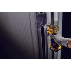 POWER TOOLS DEWALT DCF801F2 - XTREME™ 12V MAX* BRUSHLESS 1/4 IN. CORDLESS IMPACT DRIVER KIT