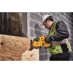 DEWALT DCH263R2 1-1/8 IN. SDS PLUS D-HANDLE ROTARY HAMMER KIT