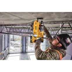 DEWALT DCH263R2 1-1/8 IN. SDS PLUS D-HANDLE ROTARY HAMMER KIT