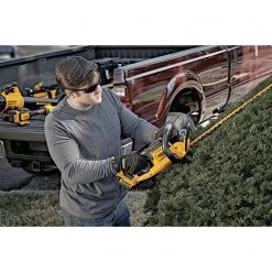 DEWALT DCHT820P1 20 V Max Hedge Trimmer With 5AH Pack OUTDOOR TOOLS 14 DEWALT DCHT820P1 20 V Max Hedge Trimmer With 5AH Pack OUTDOOR TOOLS