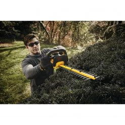 DEWALT DCHT820P1 20 V Max Hedge Trimmer With 5AH Pack OUTDOOR TOOLS 13 DEWALT DCHT820P1 20 V Max Hedge Trimmer With 5AH Pack OUTDOOR TOOLS