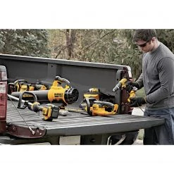 DEWALT DCHT820P1 20 V Max Hedge Trimmer With 5AH Pack OUTDOOR TOOLS 11 DEWALT DCHT820P1 20 V Max Hedge Trimmer With 5AH Pack OUTDOOR TOOLS