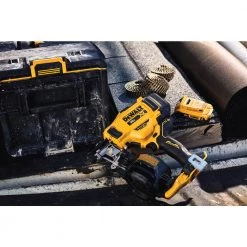 DEWALT DCN45RNB 20V MAX* CORDLESS ROOFING NAILER - Tool Only