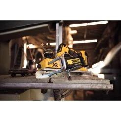 DEWALT DCP580B 20V MAX Brushless Planer SALE 19 DEWALT DCP580B 20V MAX Brushless Planer SALE