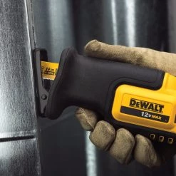 DEWALT DCS310S1 12V MAX* CORDLESS PIVOT RECIPROCATING SAW KIT WHAT'S NEW