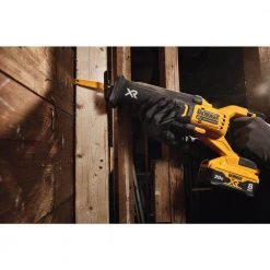DEWALT DCS368W1 20V MAX* XR® BRUSHLESS RECIPROCATING SAW WITH POWER DETECT™ TOOL TECHNOLOGY KIT