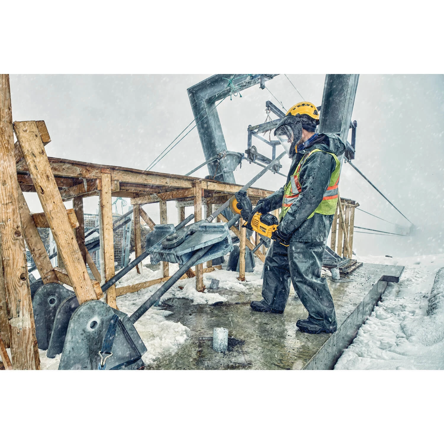 Dewalt DCS690X2 - 9" 60V MAX* Cut-Off Saw POWER TOOLS 14 Dewalt DCS690X2 - 9" 60V MAX* Cut-Off Saw POWER TOOLS