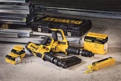 DEWALT DFD270MK - FULLY-AUTOMATIC .27 CALIBER POWDER-ACTUATED TOOL (MAGAZINE AND SINGLE SHOT KIT)