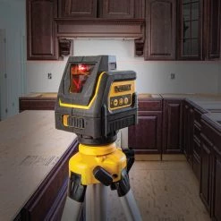 DEWALT DW0811 Self Leveling 360 Degree Line And Vertical Line Laser SALE
