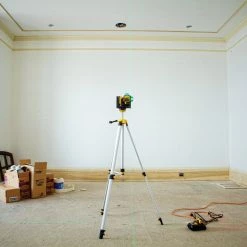 SALE DEWALT DW089LG 12V Beam Battery, Green 25 SALE DEWALT DW089LG 12V Beam Battery, Green