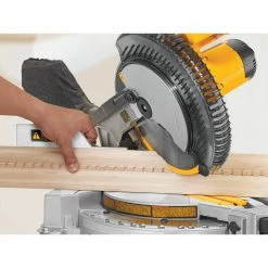 DEWALT DWS713 10 In. Portable Compound Miter Saw POWER TOOLS 26 DEWALT DWS713 10 In. Portable Compound Miter Saw POWER TOOLS
