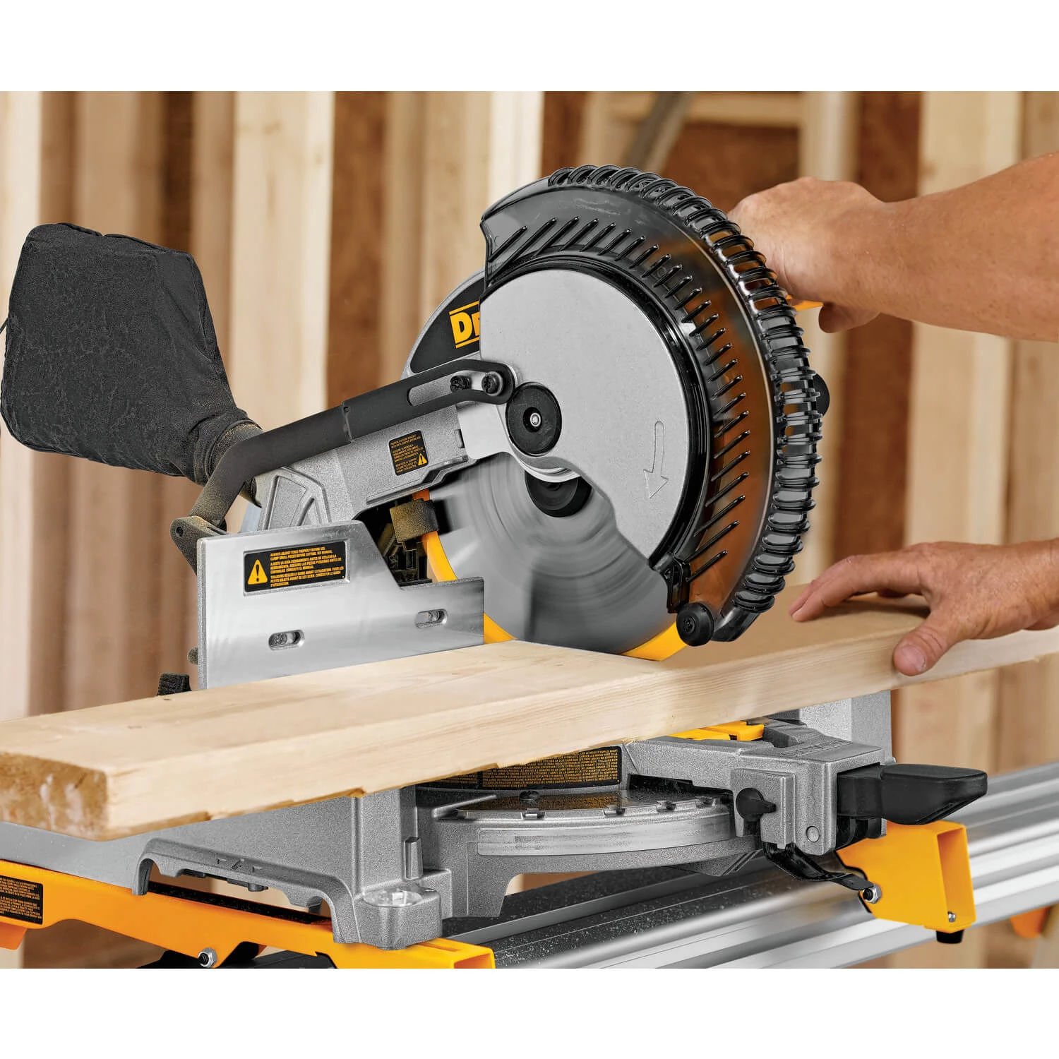 DEWALT DWS713 10 In. Portable Compound Miter Saw POWER TOOLS 19 DEWALT DWS713 10 In. Portable Compound Miter Saw POWER TOOLS