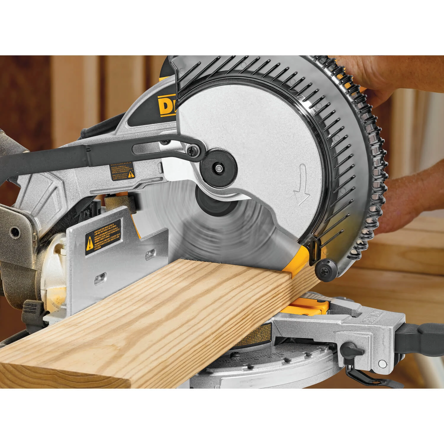 DEWALT DWS713 10 In. Portable Compound Miter Saw POWER TOOLS 17 DEWALT DWS713 10 In. Portable Compound Miter Saw POWER TOOLS