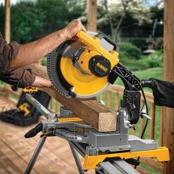 POWER TOOLS DeWALT DWS715 - 12" Single Bevel Compound Mitre Saw 29 POWER TOOLS DeWALT DWS715 - 12