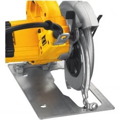 SALE DEWALT DWE575 - 7-1/4-Inch Lightweight Circular Saw