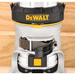 DeWALT DWP611 - 1-1/4 HP Premium Fixed Base Compact Router 5 DeWALT DWP611 - 1-1/4 HP Premium Fixed Base Compact Router