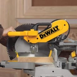 DEWALT DWS780 12-Inch Double Bevel Sliding Compound Miter Saw