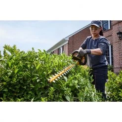 OUTDOOR TOOLS Dewalt DCHT870B 60V MAX* 26 In. Brushless Cordless Hedge Trimmer (Tool Only)