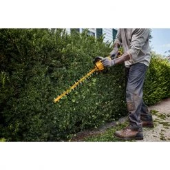 Dewalt DCHT870T1 60V MAX* 26 In. Brushless Cordless Hedge Trimmer Kit OUTDOOR TOOLS 15 Dewalt DCHT870T1 60V MAX* 26 In. Brushless Cordless Hedge Trimmer Kit OUTDOOR TOOLS