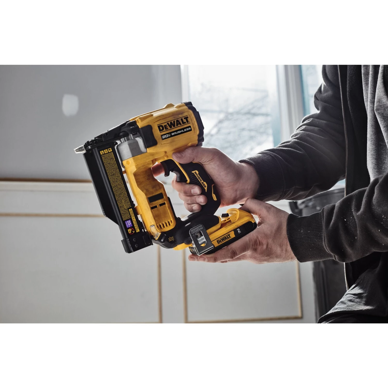 DeWalt DCN623D1 - 20V MAX XR, 23 GAUGE PIN NAILER - (2.0AH) W/ 1 BATTERY AND BAG SALE 8 DeWalt DCN623D1 - 20V MAX XR, 23 GAUGE PIN NAILER - (2.0AH) W/ 1 BATTERY AND BAG SALE
