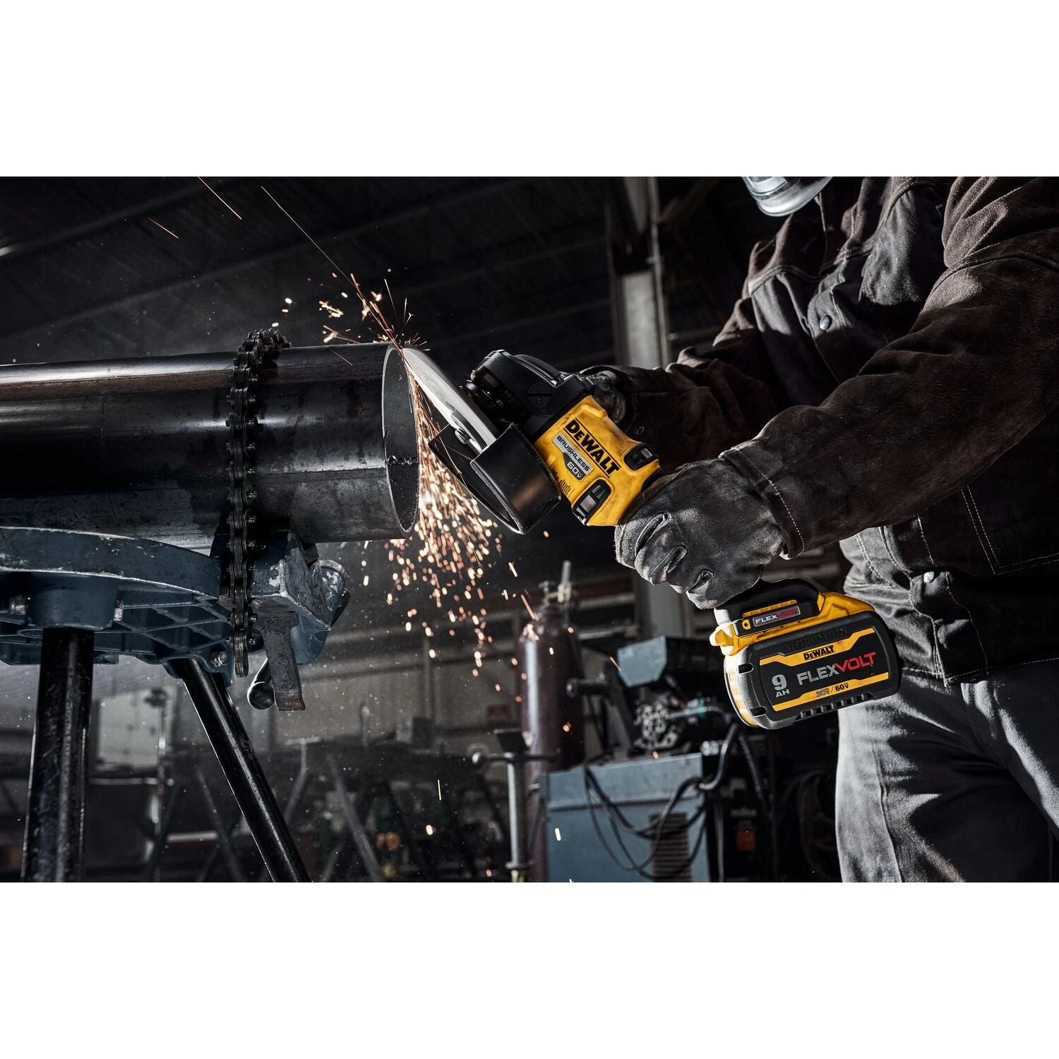 DeWalt DCG440X2 - 60V CORDLESS 7 ANGLE GRINDER Kit 16 DeWalt DCG440X2 - 60V CORDLESS 7 ANGLE GRINDER Kit