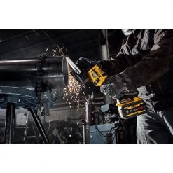 DeWalt DCG440X2 - 60V CORDLESS 7 ANGLE GRINDER Kit 25 DeWalt DCG440X2 - 60V CORDLESS 7 ANGLE GRINDER Kit
