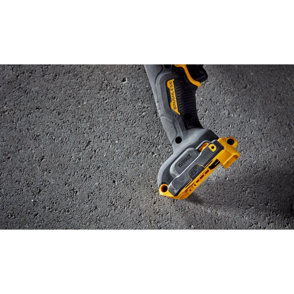DeWalt DCG440X2 - 60V CORDLESS 7 ANGLE GRINDER Kit 7 DeWalt DCG440X2 - 60V CORDLESS 7 ANGLE GRINDER Kit