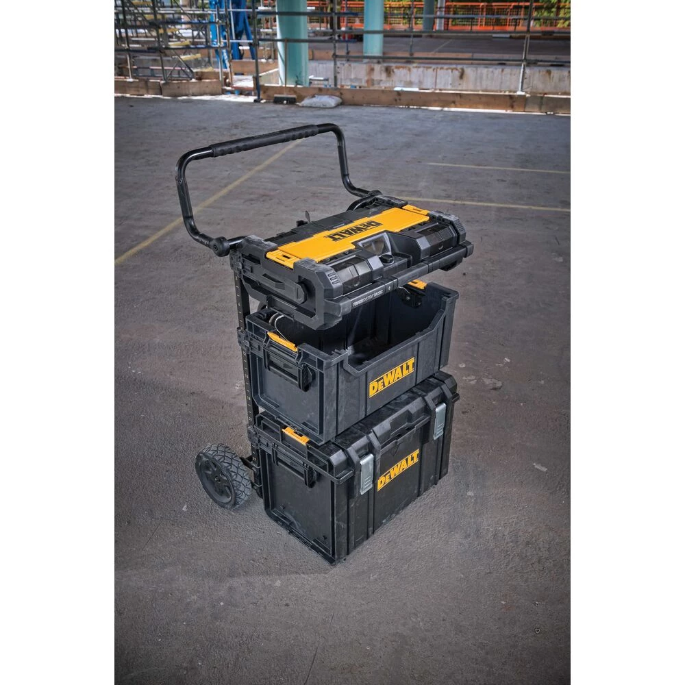 DEWALT DWST08206 TOUGHSYSTEM® TOTE WITH CARRYING HANDLE STORAGE 6 DEWALT DWST08206 TOUGHSYSTEM® TOTE WITH CARRYING HANDLE STORAGE