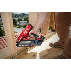 Milwaukee 2745-21 - M18 FUEL 30 Degree Framing Nailer Kit POWER TOOLS