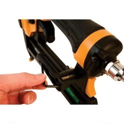 BOSTITCH SX1838K 18 GAUGE FINISH STAPLER KIT