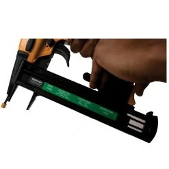 BOSTITCH SX1838K 18 GAUGE FINISH STAPLER KIT
