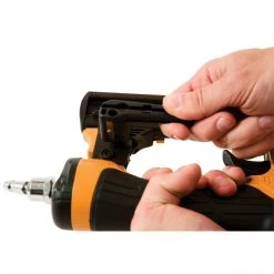 BOSTITCH SX1838K 18 GAUGE FINISH STAPLER KIT